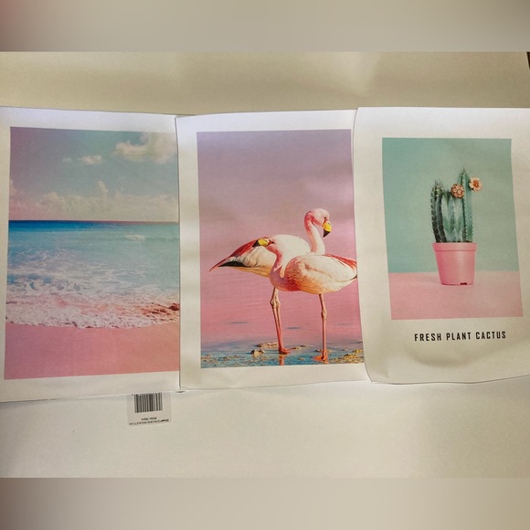 Set of three beachy posters - Picture 2 of 4